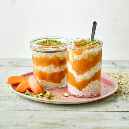 Apricot overnight oats