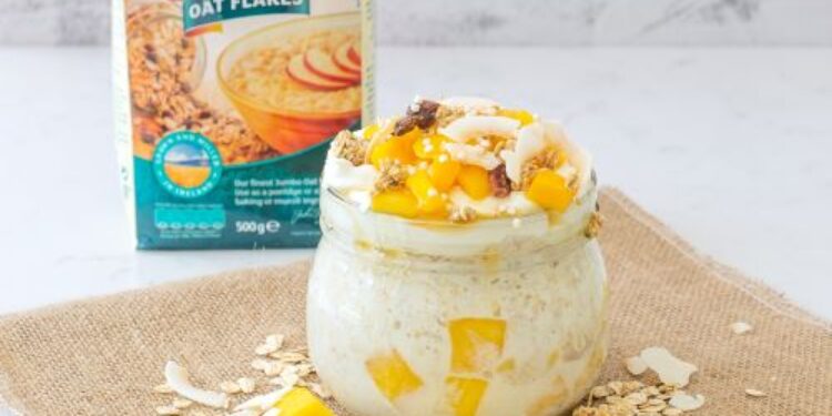 Mango Coconut Overnight Oats with Pack
